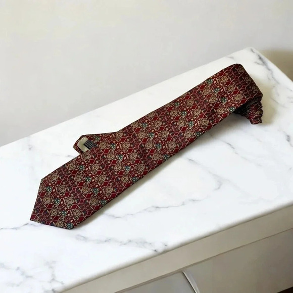 Pierre Balmain PARIS Made in France 100% Silk Burgundy Geometric Motif Neck Tie - Picture 2 of 7